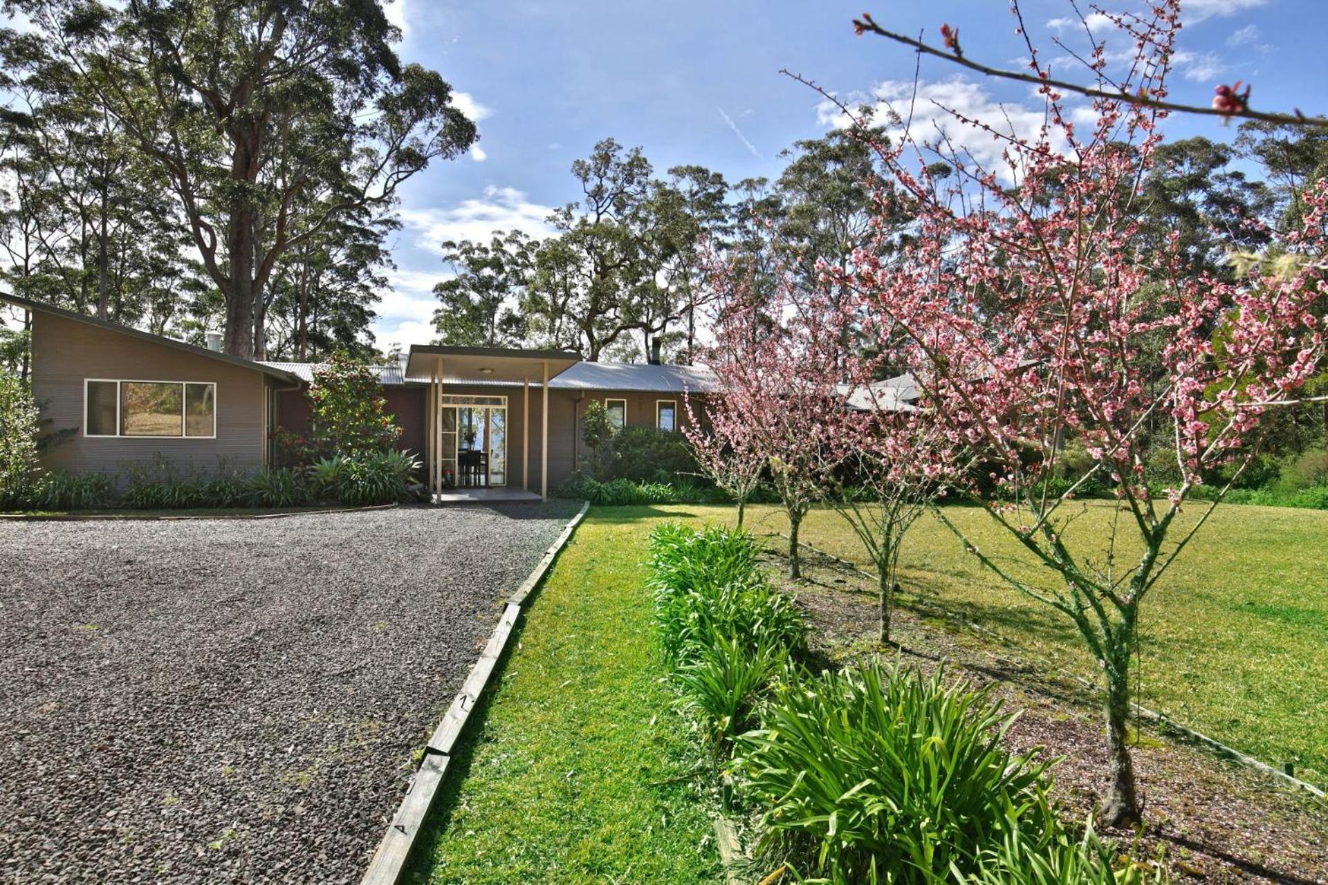 Cherrywood - A Modern Australian Bush Home Berry Exterior photo